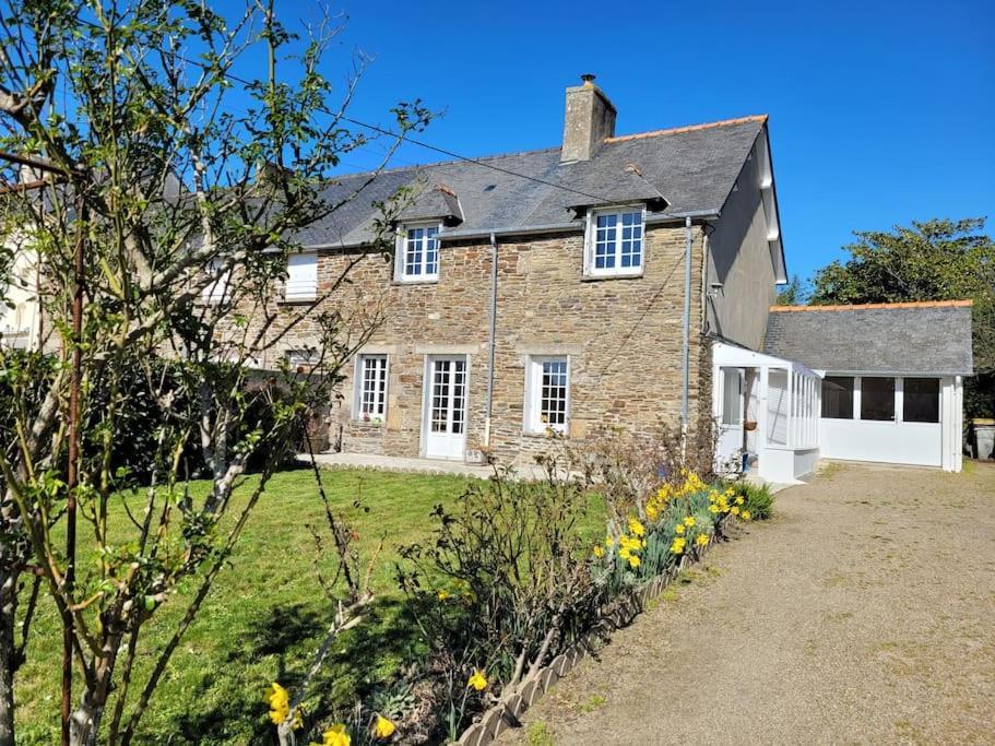 Maison Au Calme A 2 Pas Du Port Cancale Exterior photo